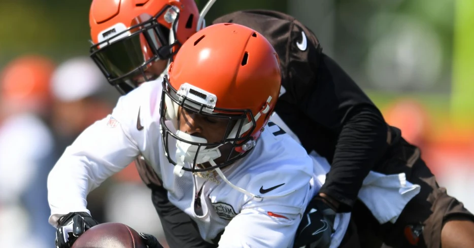 Daily Dawg Chow 4/17: Cleveland signs Christian Kirksey and Rashard Higgins, so they can retire as Browns