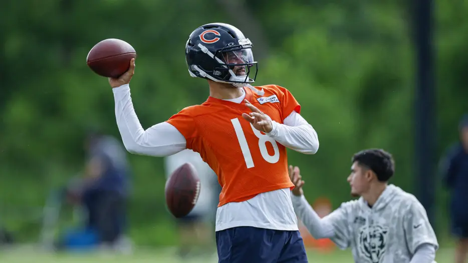 Bears rumors: Mike Florio makes Patrick Mahomes contract prediction for Caleb Williams