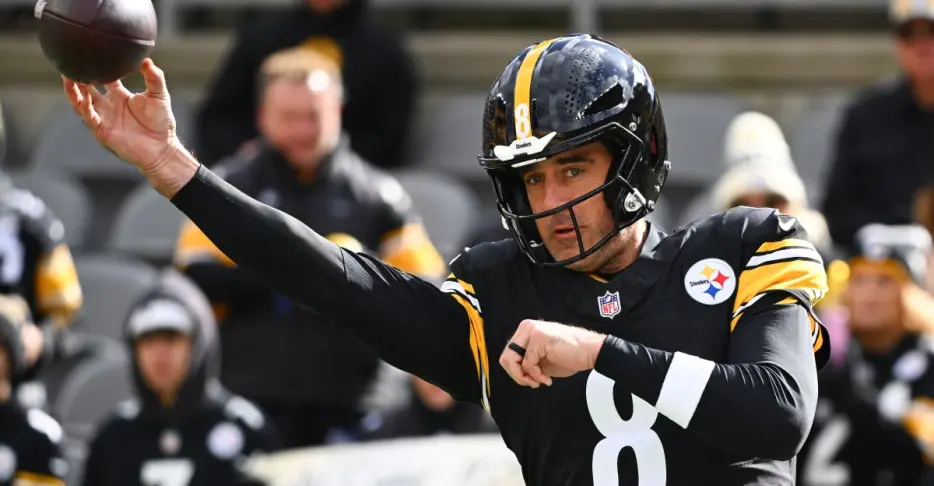 Aaron Rodgers gets big raise from Steelers