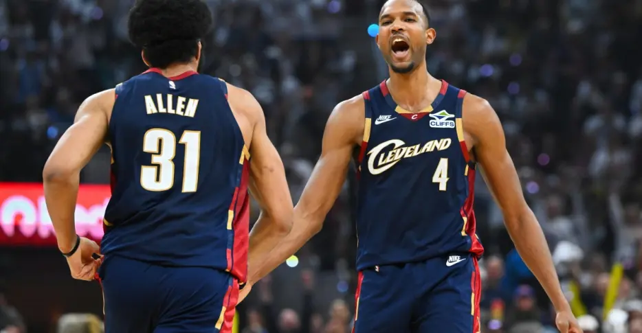 Sunday Dawg Chow (5/17): Come on Cavs, got to make it happen!