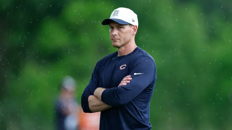 Bears’ Ben Johnson looked super thrilled announcing new Hallmark Christmas movie