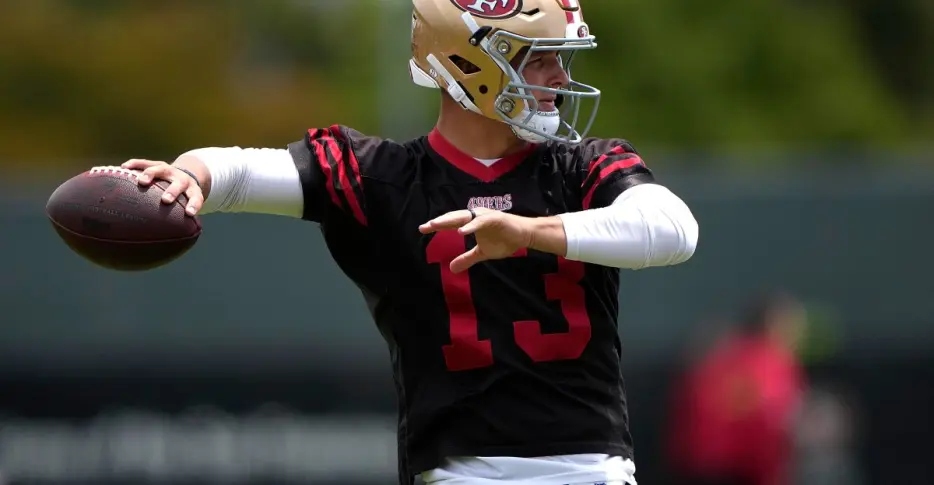 NFL writer makes a bold claim about the future for the 49ers at quarterback