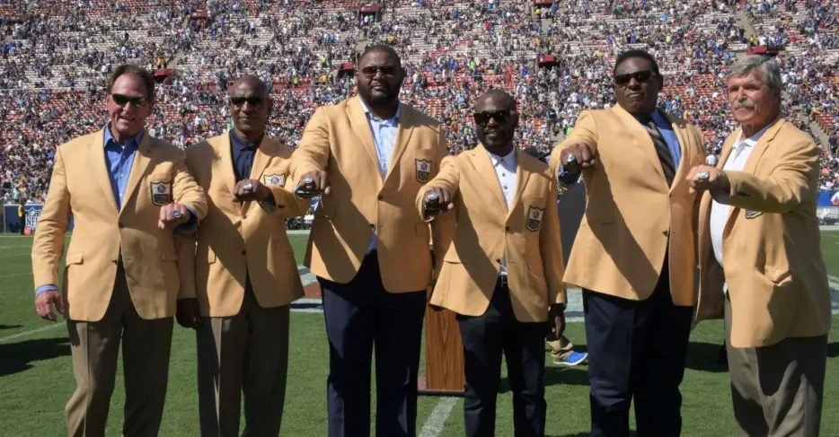 Can you go 20-0? Assemble your Rams football legends