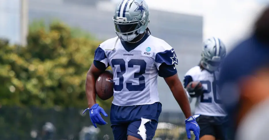 Predicting rushing yards from Cowboys RB Javonte Williams in 2026