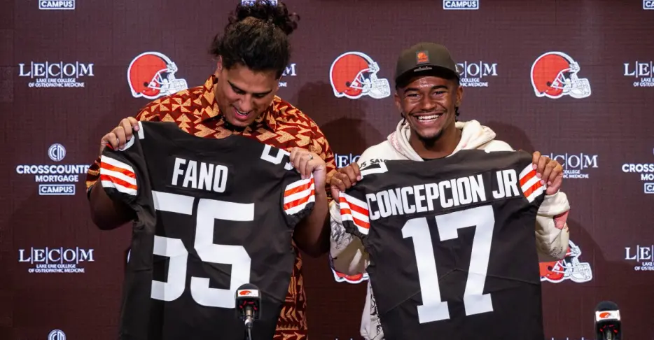 Browns drafted rookies get 1st jersey numbers: At least 3 jump out as interesting