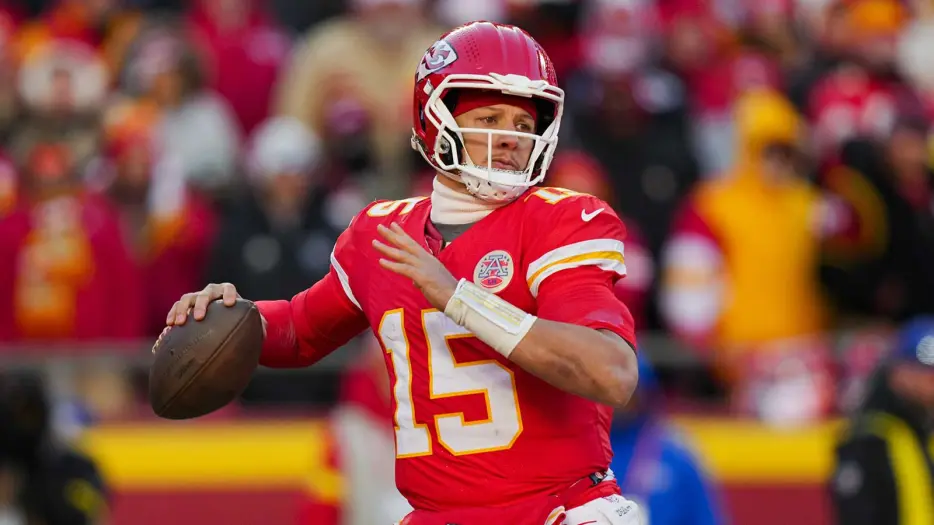 Chiefs rumors: How Patrick Mahomes’ injury rehab is ‘trending’ for training camp