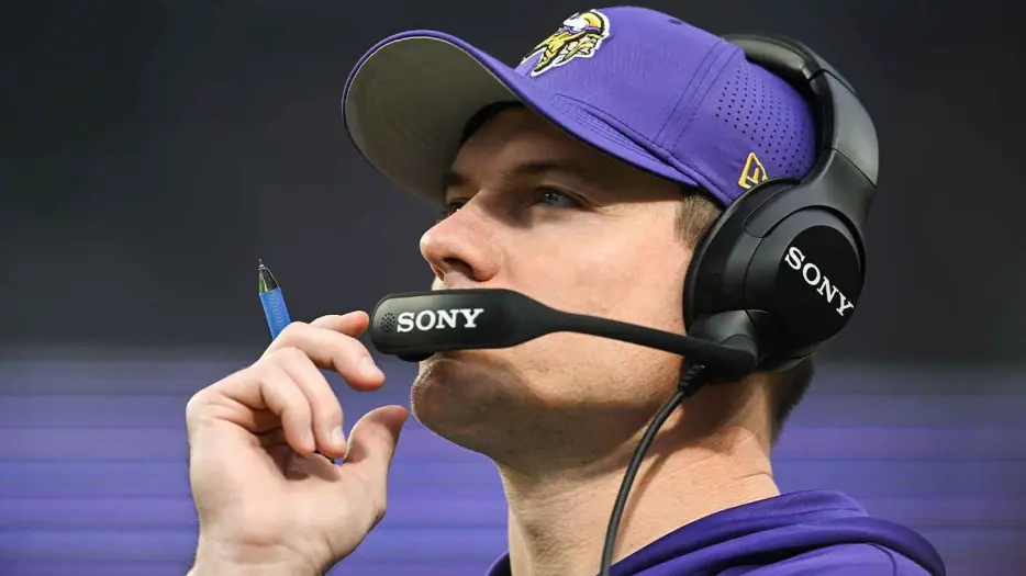 Vikings add 2 assistant general managers after front office clean out