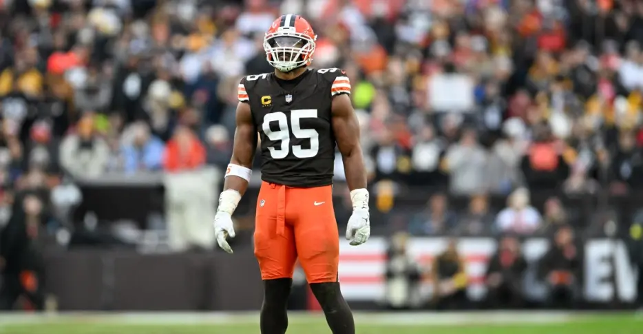 Reacts Survey Results: Jaguars fans OK with not swinging for Myles Garrett