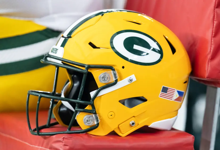 Packers Sign TE Luke Lachey