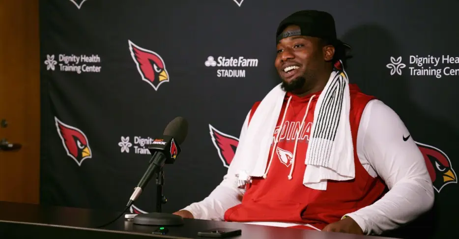 Arizona Cardinals officially sign Kaleb Proctor