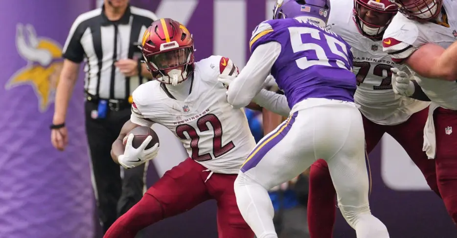 Commanders-Vikings Week 16; can Daronte Jones outdo his mentor Brian Flores?