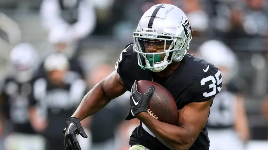 Cowboys exploring RB depth this week