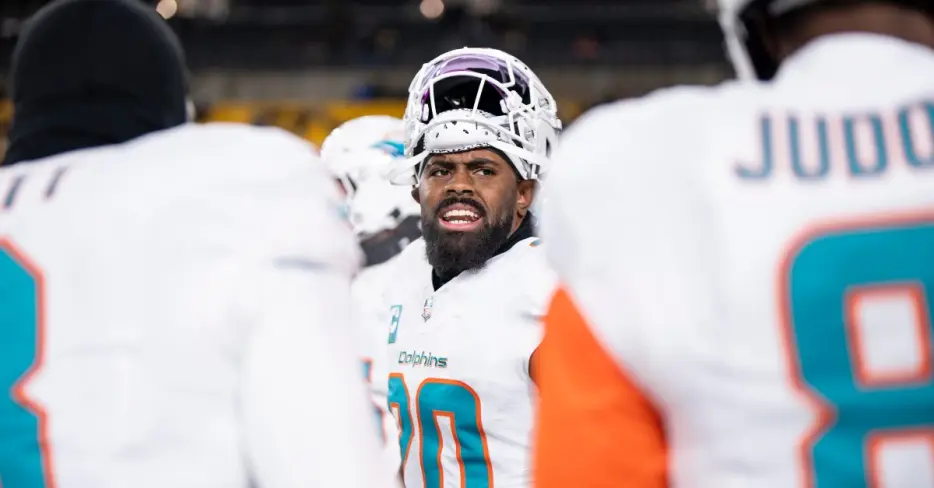 Dolphins, Jordyn Brooks agree to extension