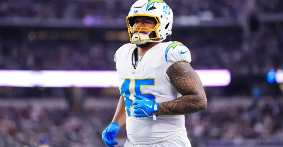 Tui Tuipulotu should be next Chargers star to sign extension