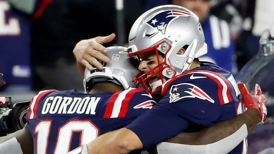 Tom Brady Forced Patriots Teammates To Live With Him During The Offseason According To Josh Gordon