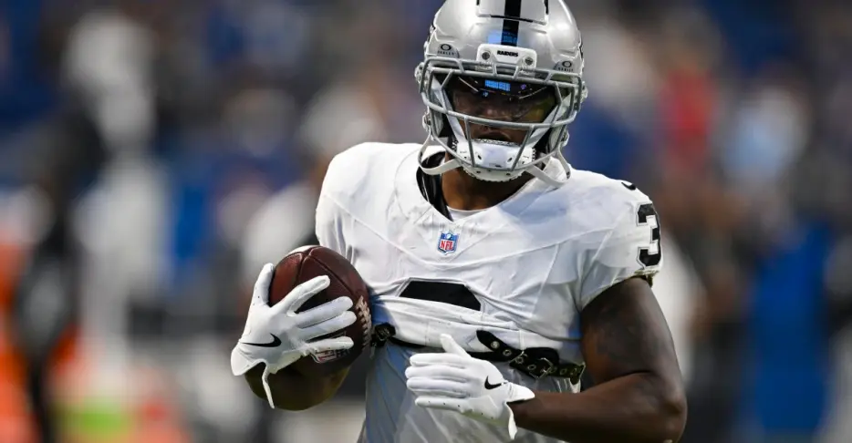 Dolphins work out free agent running back