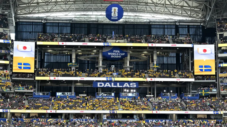 AT&amp;T Stadium used curtains to block the sun for Japan vs. Sweden