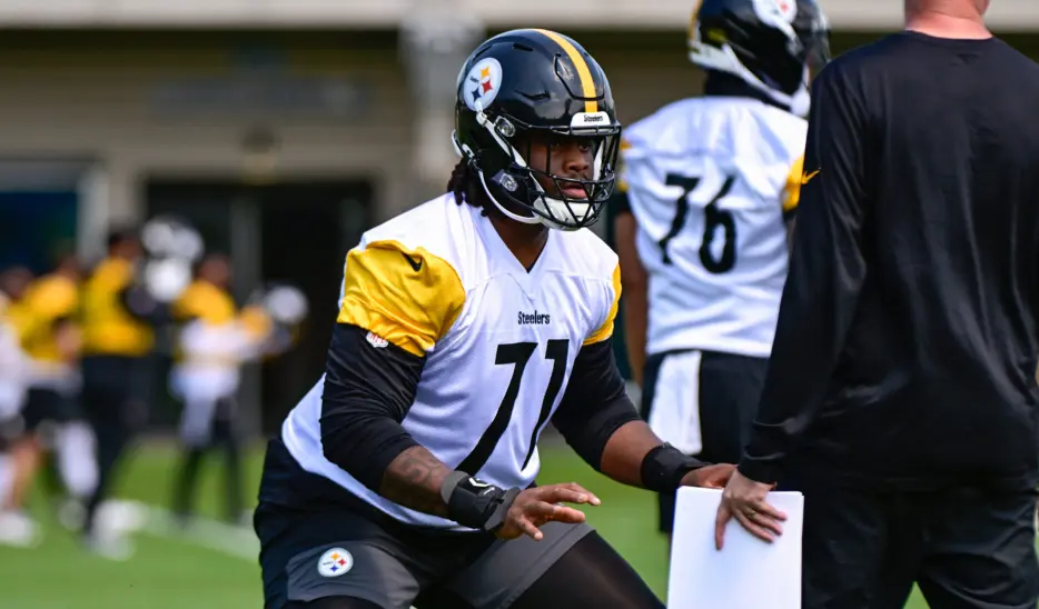Steelers Have Secret Sauce in Developing First-Round Pick Max Iheanachor