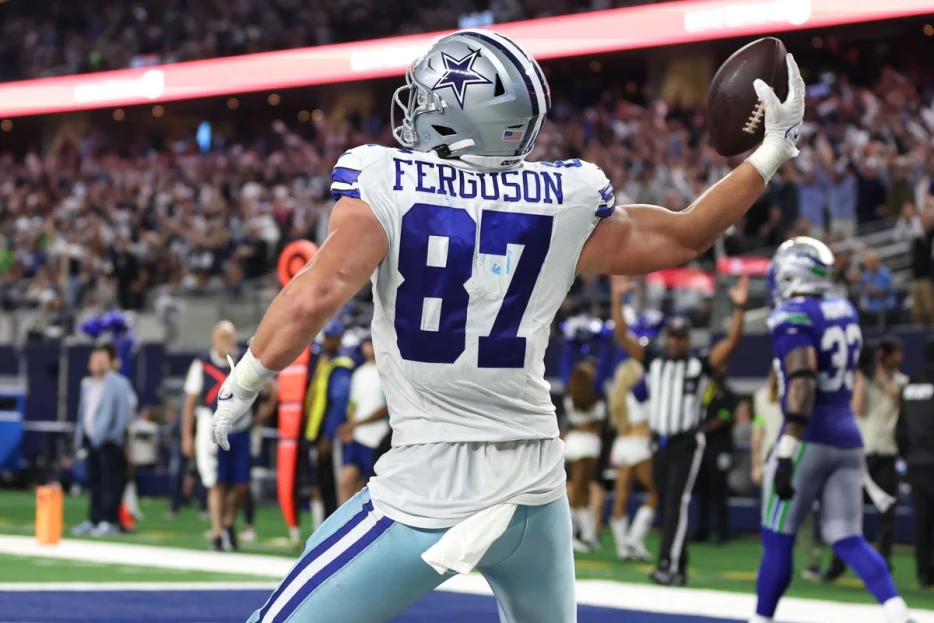 Excess talent at TE will force the Cowboys into tough decisions