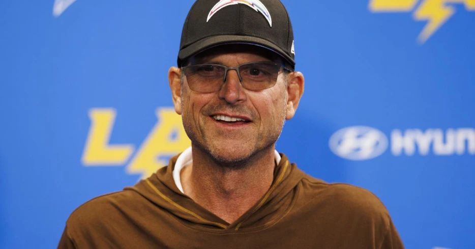 Chargers Daily Links: Jim Harbaugh compares 1st day of TC to ‘being born’