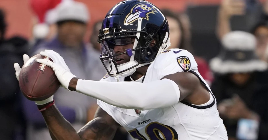 Colts sign former first round veteran WR Laquon Treadwell for depth