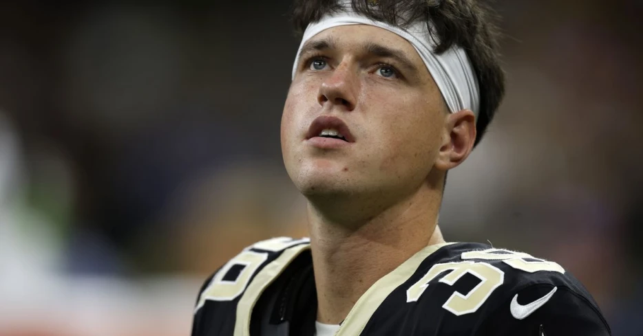 Saints waive kicker Charlie Smyth