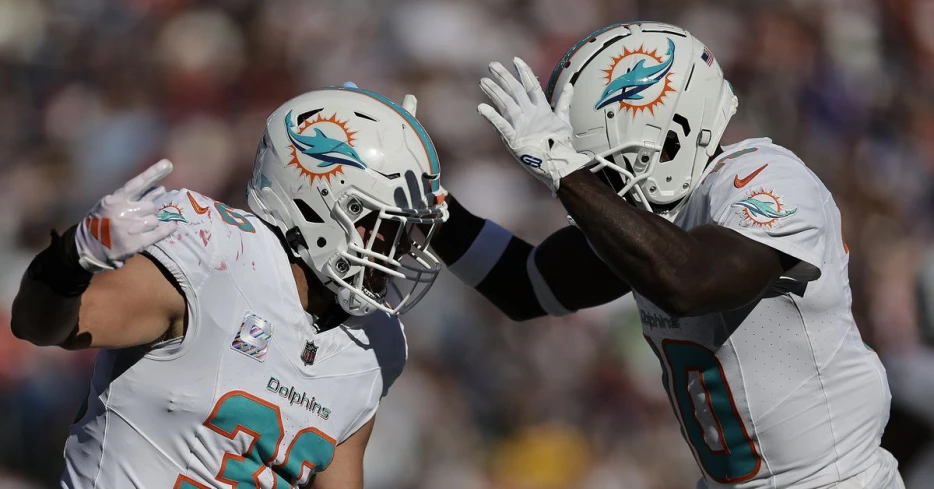 Dolphins escape Foxboro with a win - The Splash Zone 10/7/24