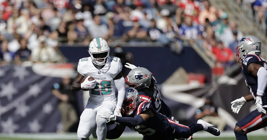 Dolphins running back De’Von Achane in concussion protocol following Sunday’s win over New England