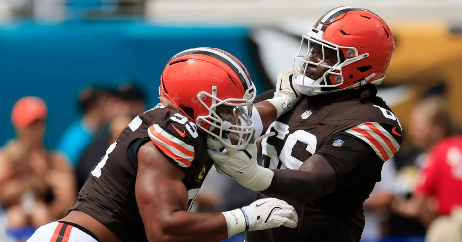 Browns lineman announces successful surgery Thursday night