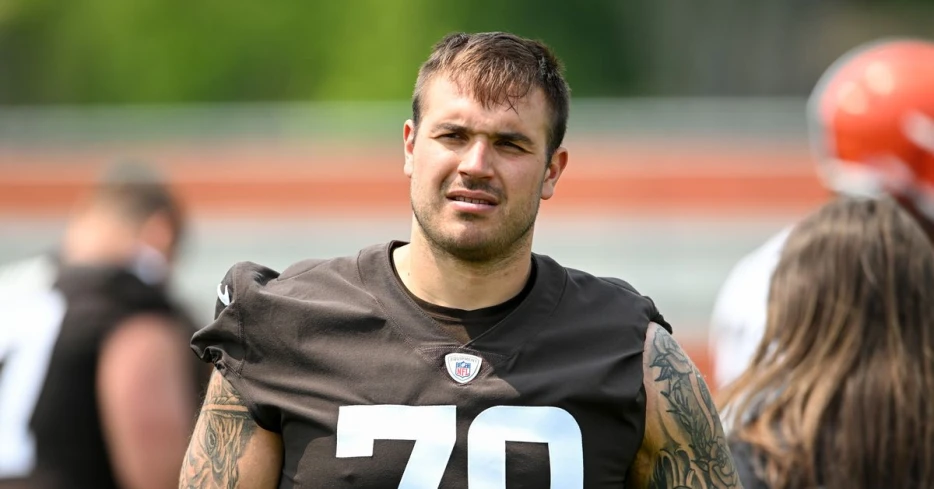 Browns, Eagles pregame: Jack Conklin starting, OT benched