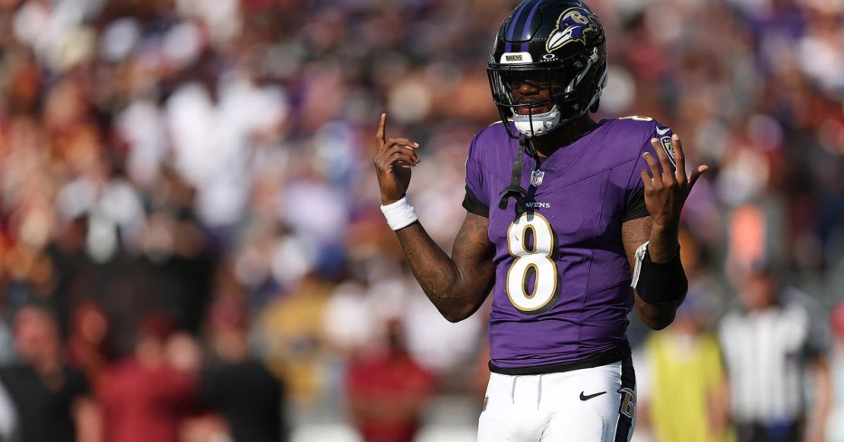 MNF open thread: Ravens-Buccaneers, Chargers-Cardinals gambling lines and picks