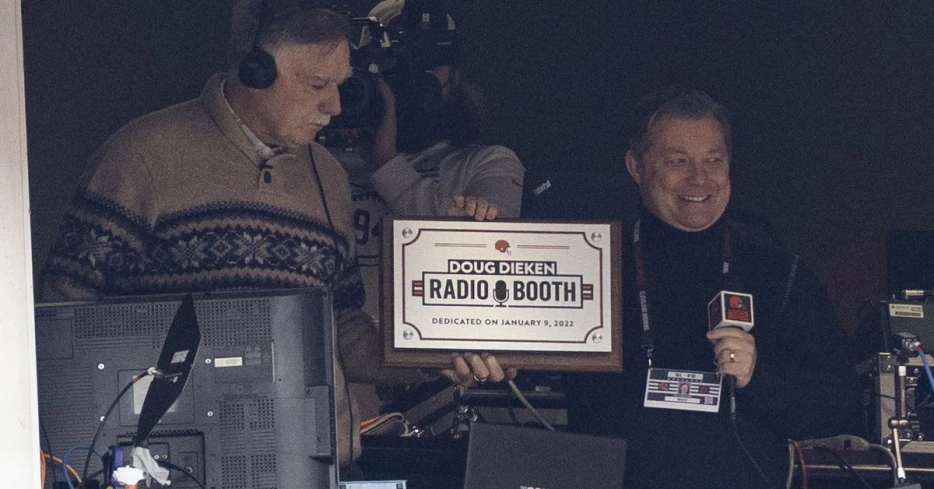 Sad News, legendary Browns play-by-play man Jim Donovan passes away from cancer at 68