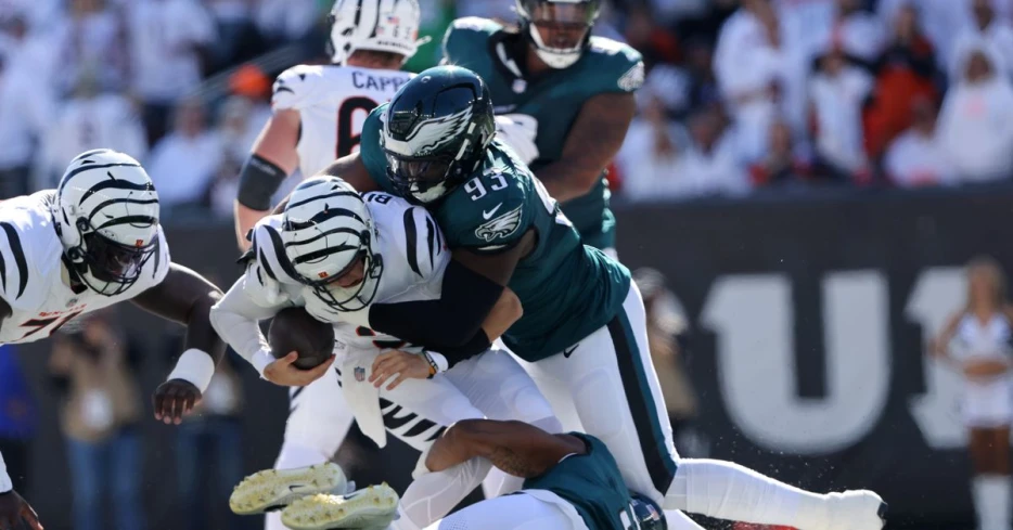 Eagles-Bengals snap counts: Nolan Smith is producing while being trusted to play more often