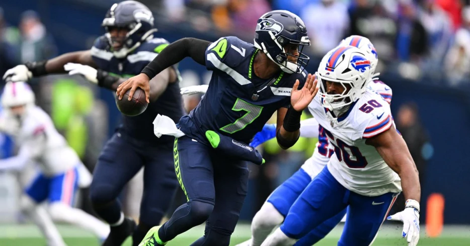 Geno Smith is getting blitzed less, and the Seahawks offense is struggling more