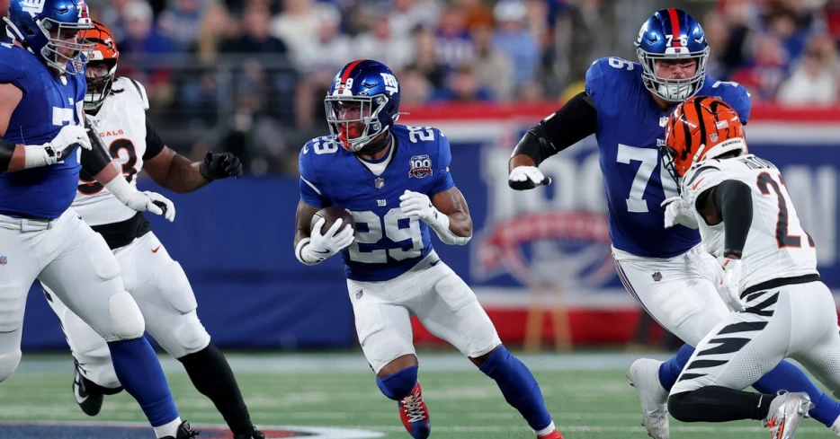 Giants’ RB Tyrone Tracy progressing in concussion protocol