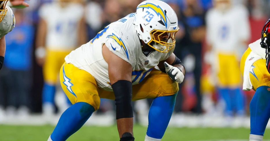 Chargers-Titans Thursday Injury Report: Trey Pipkins, Khalil Mack sit out