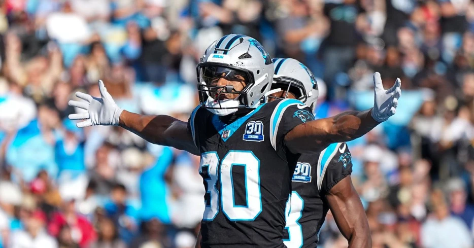 Panthers sign Chuba Hubbard to a contract extension