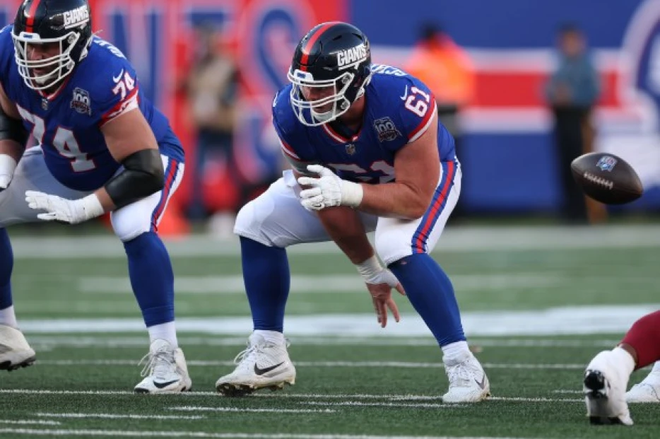 Giants' offensive line more consistent but still not quite where they need to be