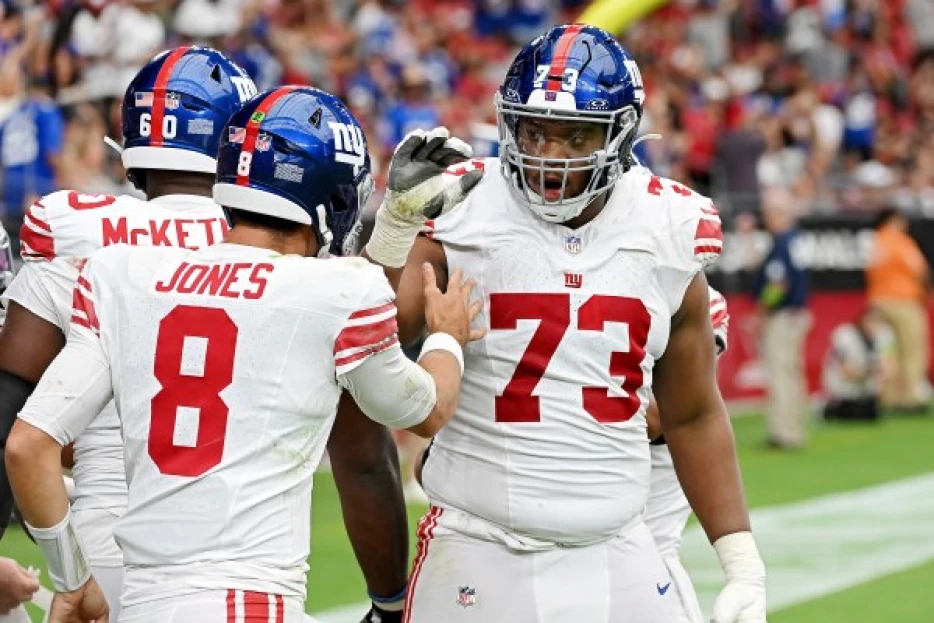 Report: Giants will start RT Evan Neal vs. Panthers in Week 10