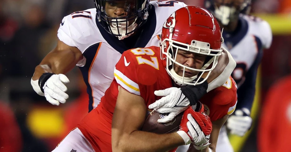 Chiefs-Broncos LIVE updates: Game underway at Arrowhead