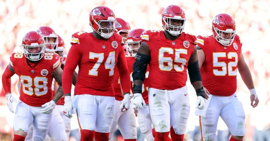 Film review: Chiefs’ offensive line struggled in win vs. Broncos