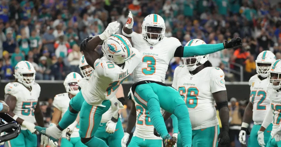 Raiders-Dolphins: A get-right game for Miami?