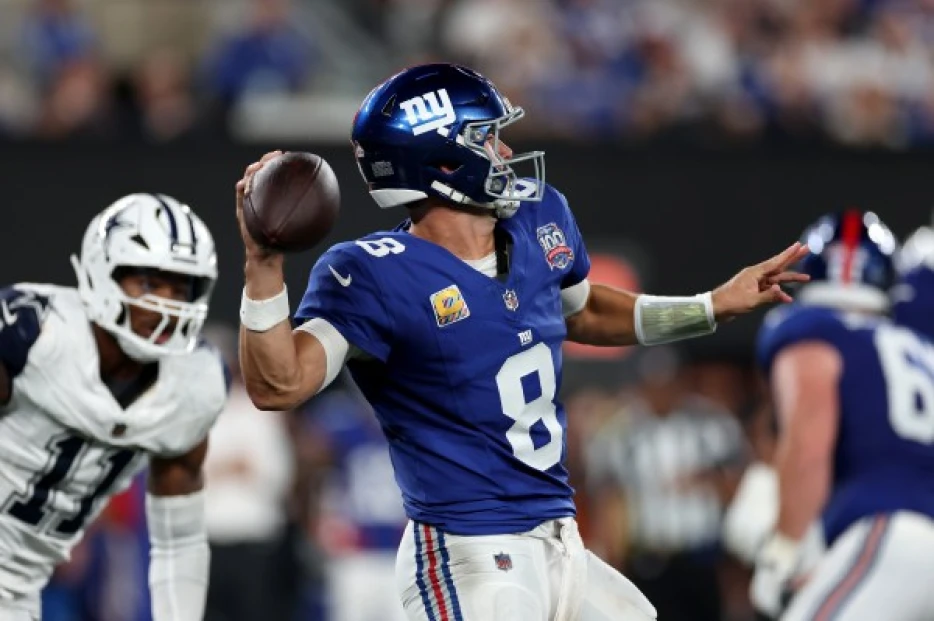 Report: Daniel Jones 'may be staying' as Giants' starting quarterback