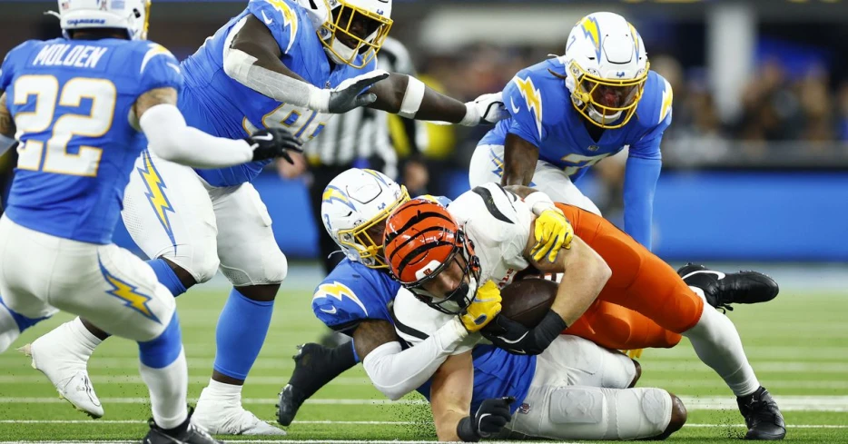 Chargers-Bengals Game Recap: Bolts weather storm, score late to top Cincy 34-27