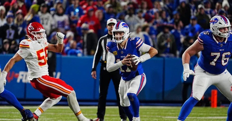 Chiefs’ inability to get home against Josh Allen cost them in loss to Buffalo