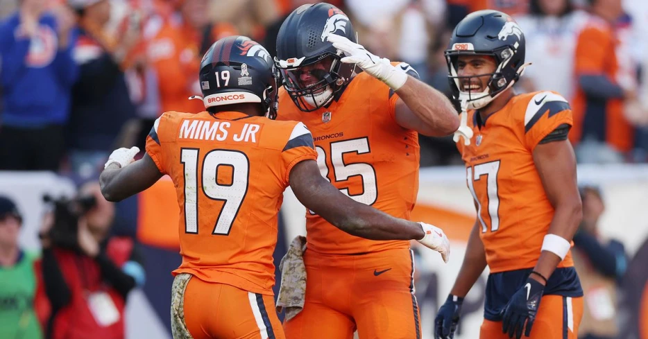 Horse Tracks: Broncos football is fun again