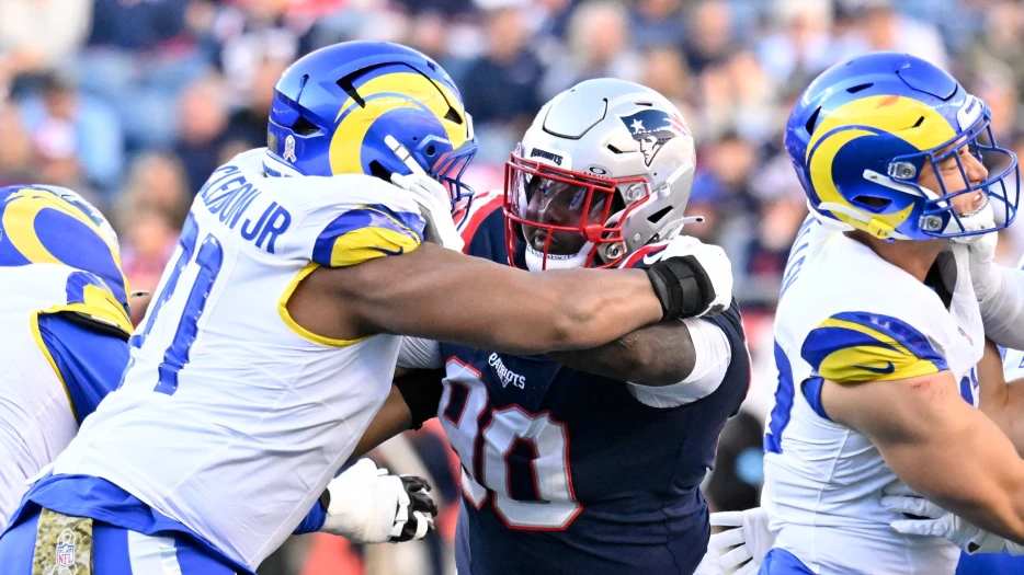 How Patriots’ Jerod Mayo Felt About Christian Barmore’s Debut