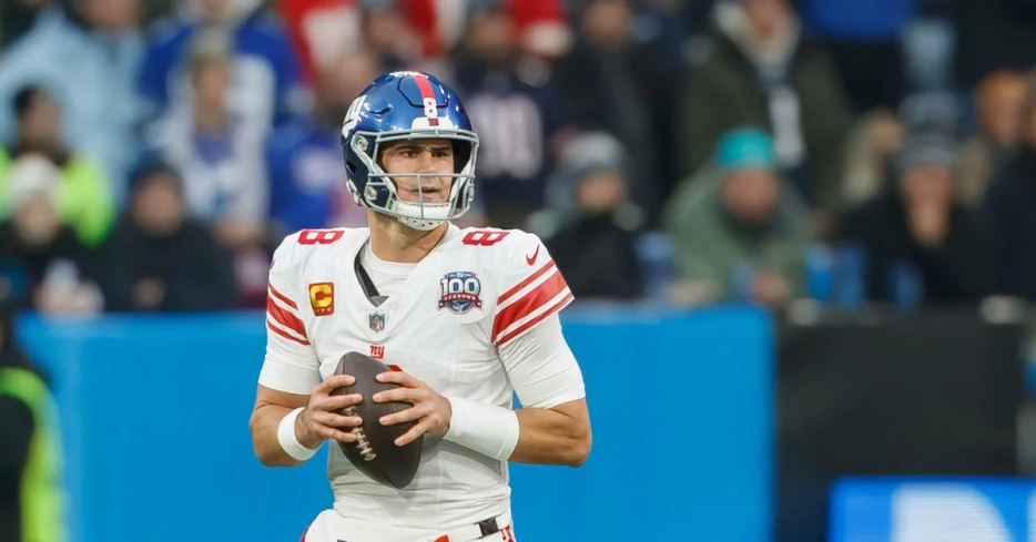 Around SB Nation: Giants benching Daniel Jones