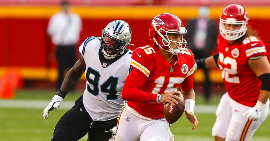 Chiefs open stretch run against rested, resurgent Panthers