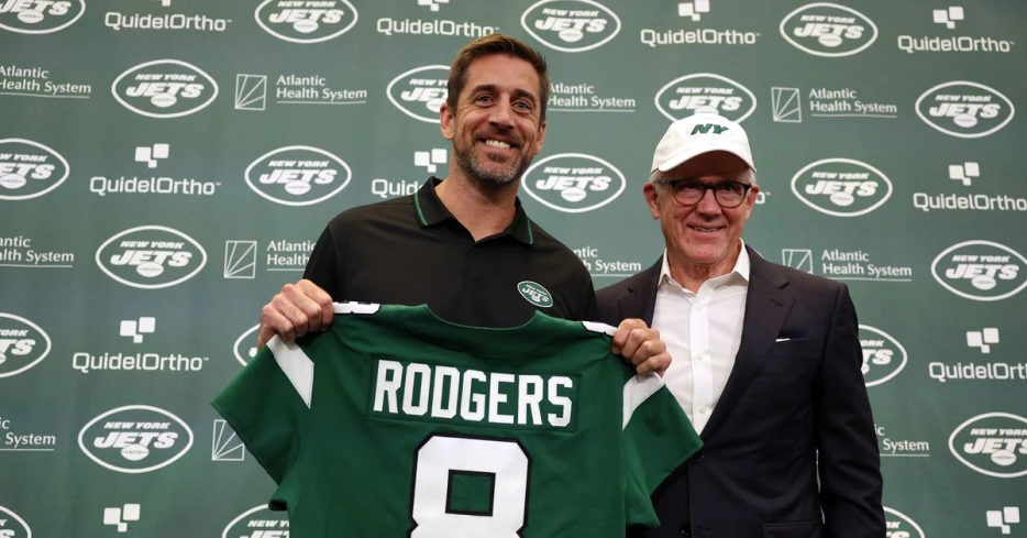 Jets owner wanted to bench Aaron Rodgers after just 4 games